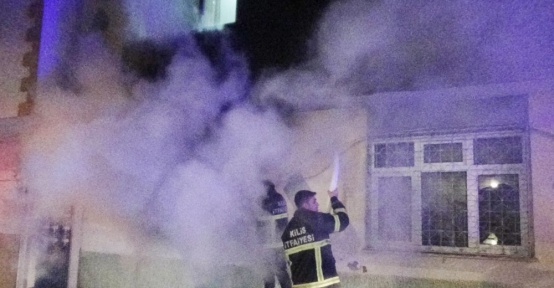 Kilis’te yangında dumandan etkilenen 5 kişi hastaneye kaldırıldı